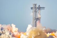 SpaceX's Starship rocket explosion during test flight | Mars mission | PGN Business Insider