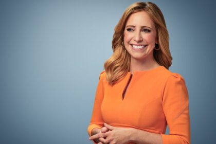 CNN’s Anna Stewart interacting with ChatGPT. | ChatGPT update | PGN Business Insider | pottersgallerynigeria.org |
