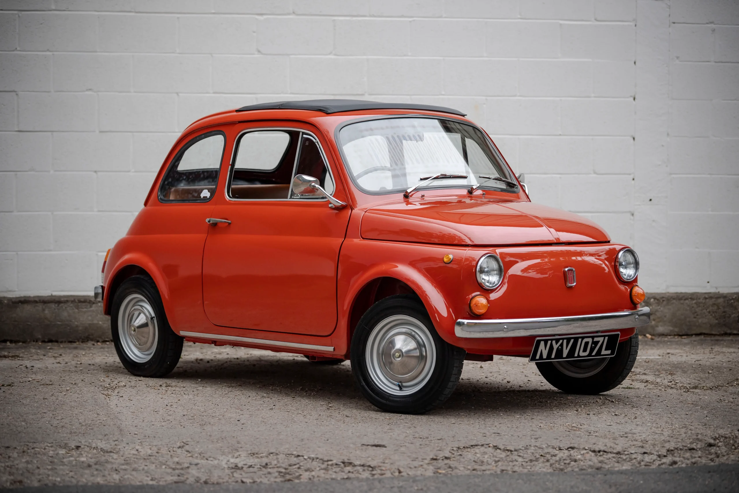 Fiat 500 parked in a Sicilian village