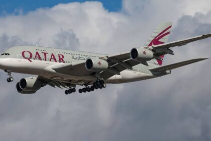 Qatar Airways plane taking off, symbolizing the airline’s response to the in-flight death incident