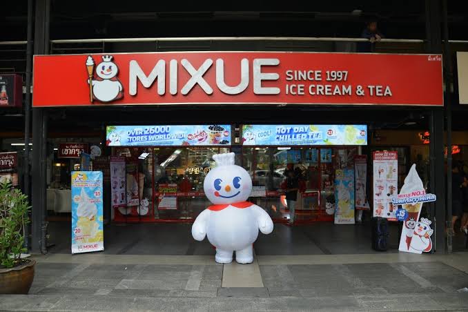 Mixue’s 45,000+ stores vs. McDonald’s (43,000) and Starbucks (40,576) Mixue IPO