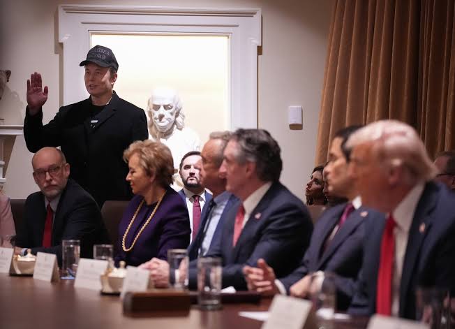 The Trump Elon Musk Cabinet meeting displayed who held real power | Trump and Musk tension