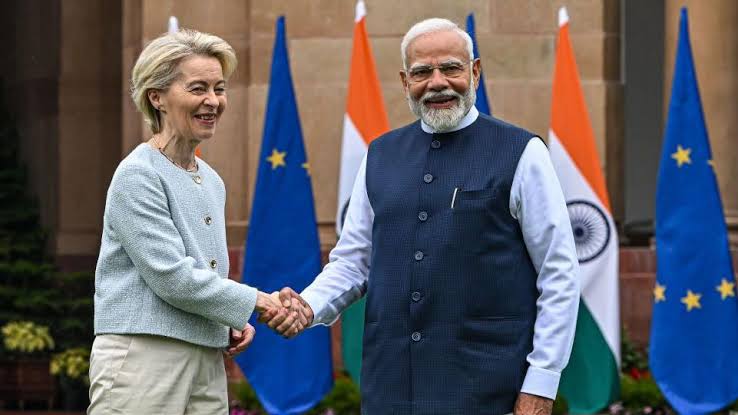 Ursula von der Leyen shakes hands with Narendra Modi in Delhi, signaling EU-India trade talks | EU-India FTA