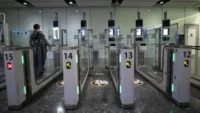L'incertitude plane Sur royaume-UNI, les Titulaires d'un Passeport; l'Accès à l'E-Gates dans les Aéroports de l'UE Cet Été | PGN Business Insider | pottersgallerynigeria.org