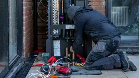 Heat Pump Manufacturers Brace for Increased Demand Amid Uncertain Customer Response