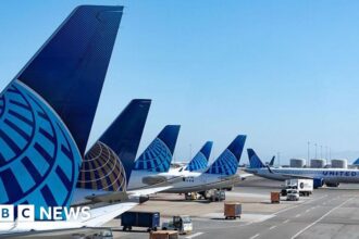 Delta and United Sued Over Sale of Window Seats Lacking Windows