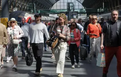 Travelers Advised of Potential Bank Holiday Disruptions