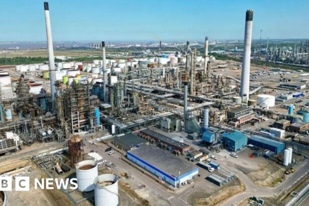 UK Oil Refinery Ceases Production, Officials Confirm | PGN Business Insider | pottersgallerynigeria.org