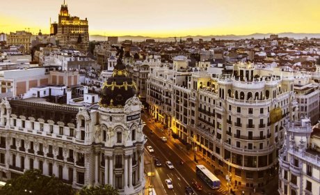 Iberia Launches Award Sale: Flights to Spain Starting at 6,400 Avios